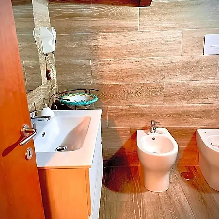 Le Tre Stelle Bed & Breakfast 4*